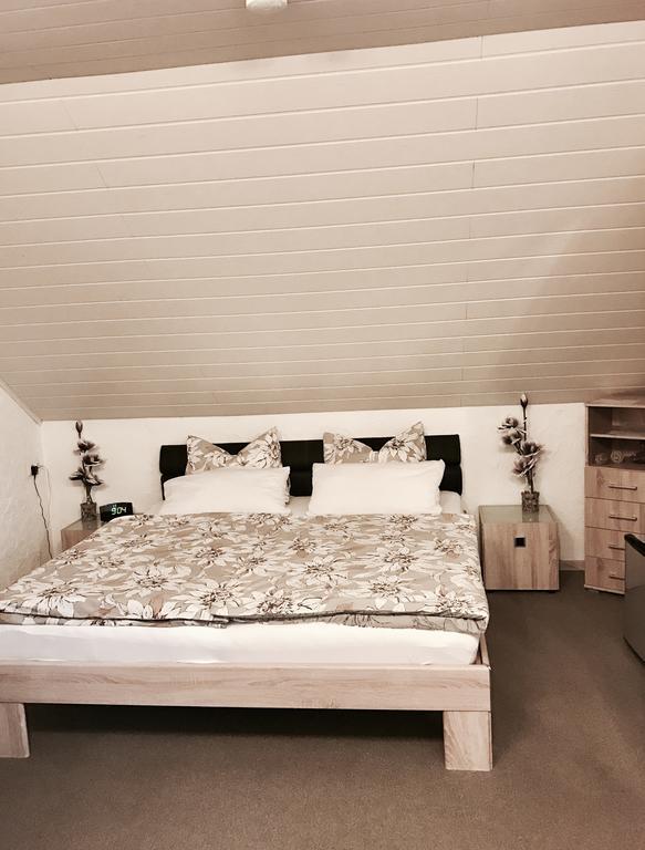 Pension Ulrich Hotel Dahlem  Luaran gambar